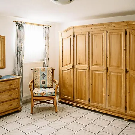 & Bauernhof Wirth Apartment Riedenburg