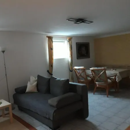 & Bauernhof Wirth Apartment Riedenburg